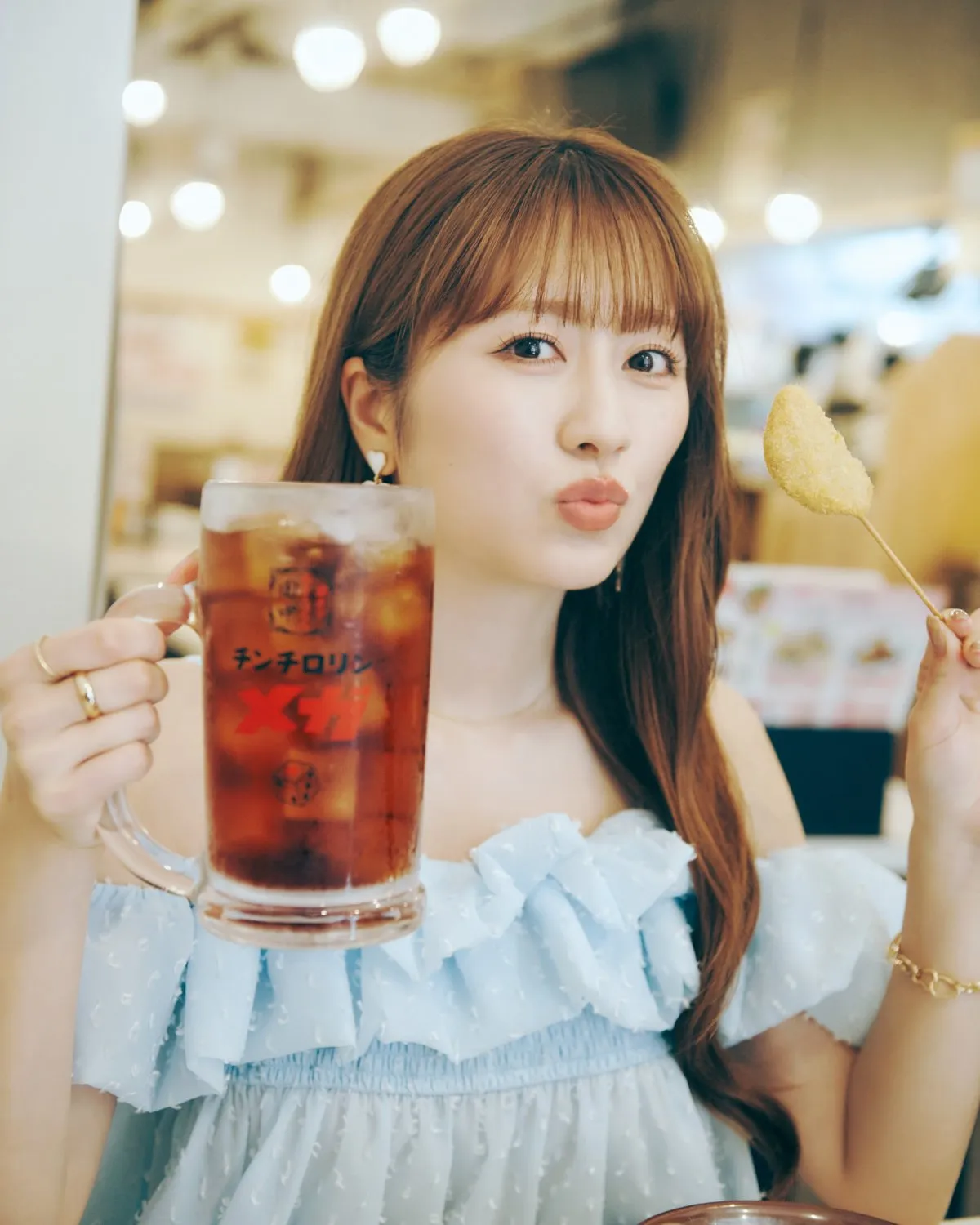 ももクロ佐々木彩夏、30歳の節目に1st写真集発売決定　あーりんならでは“食”をテーマにした一冊に【コメントあり】