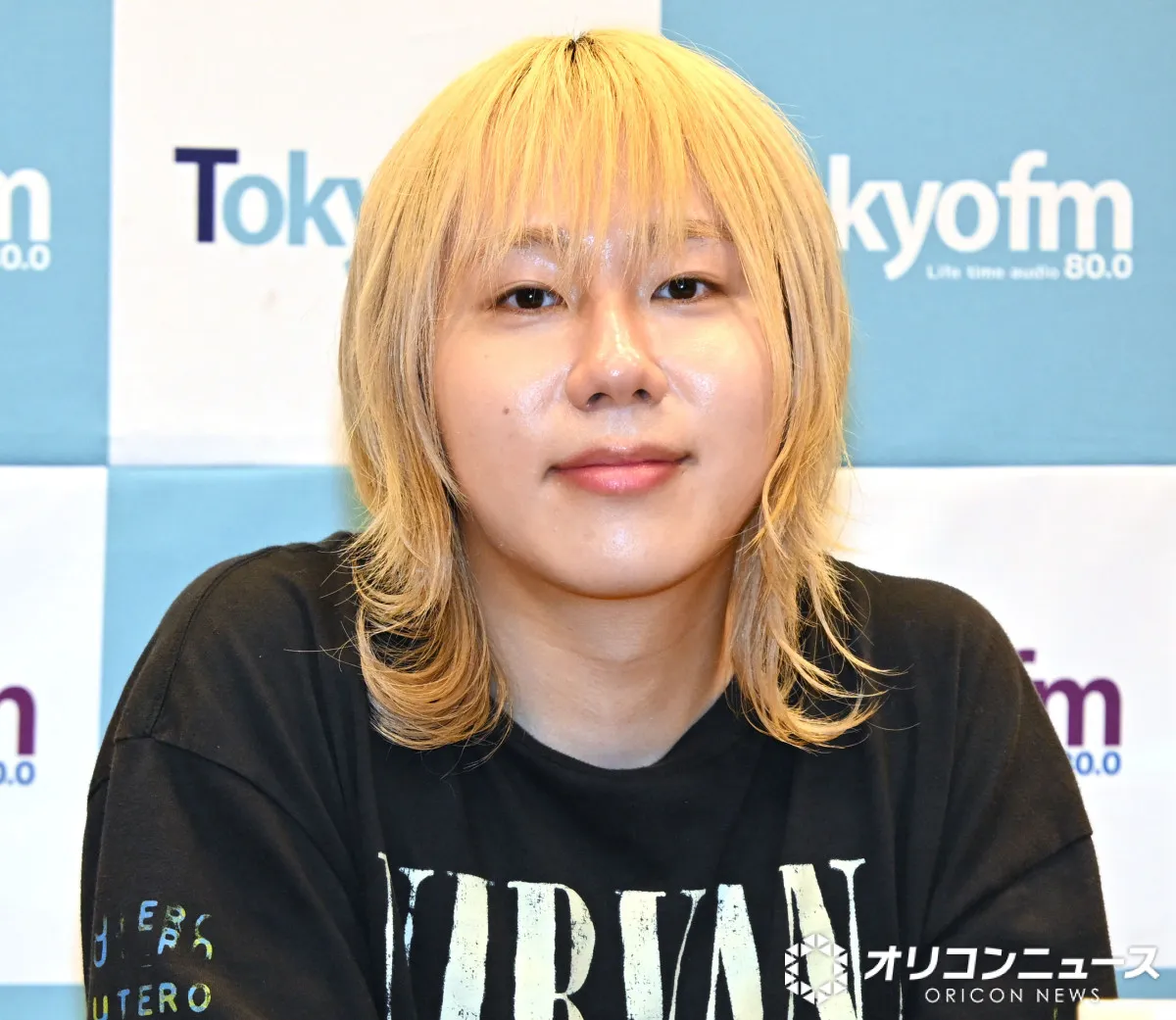 岸谷蘭丸、念願の初ラジオ冠番組「死ぬまで続けたい」　ホームでき笑顔