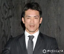 元西武監督・松井稼頭央、俳優の長女から贈られた“父の日ギフト”を公開　親子2ショットに反響「嬉しそ～」「素敵な娘様」