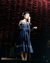 18歳の美空ひばりさんが歌う未発表曲「二人きりで」配信開始　MVも公開