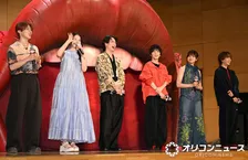 板垣李光人、綱啓永らが映画イベントで高校にサプライズで登場　体育館の高校生たちが騒然