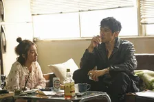 西島秀俊×満島ひかり『時には懺悔を』新場面写真公開　探偵殺害事件と9年前の誘拐事件が交錯