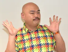 クロちゃん、亀梨和也＆田中みな実の結婚＆妊娠発表に反応？「ビッグカップル結婚とか、ズルいしん！！」
