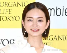サッカー元日本代表・三竿健斗＆後藤晴菜アナ夫妻、娘2人とハワイ旅行満喫　プライベートショットに「いいパパ！」「癒しファミリー」