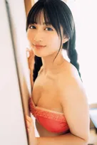 アップアップガールズ（2）兵頭美波、初々しさあふれるグラビア