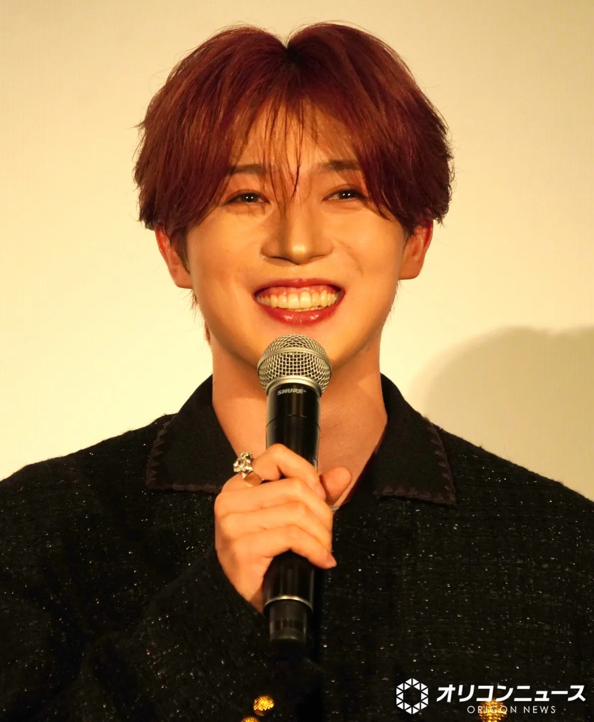 TAGRIGHT西山智樹、赤面ハプニングを告白　ME:I・MOMONAが証言「あんなにひっくりかえって…」