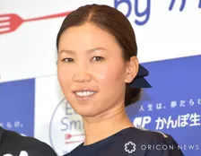 上田桃子、英国“高級SUV”の新たな愛車を披露「サイズ感もコンパクトに」「細かい部分も本当に素晴らしい車」