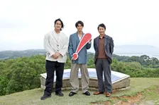 大河『豊臣兄弟！』迫田孝也・佳久創・伊藤絃、名護屋城跡を訪問　20万人集結の地に感嘆「本当の歴史も調べて」