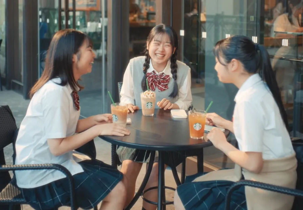 スターバックス、日本初の12～24歳向け新サービス開始　毎月使える「U24パス」を配信　200円・100円引き特典も