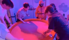 『イカゲーム』の世界観で体験型婚活イベント　感情の共有に着目