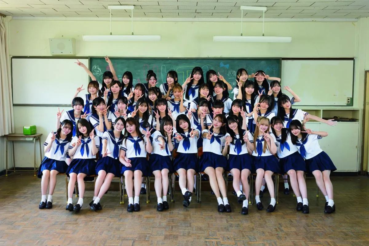 『HKT48 15th ANNIVERSARY BOOK青春謳歌！』発売　HKT48のメンバーが勢ぞろい