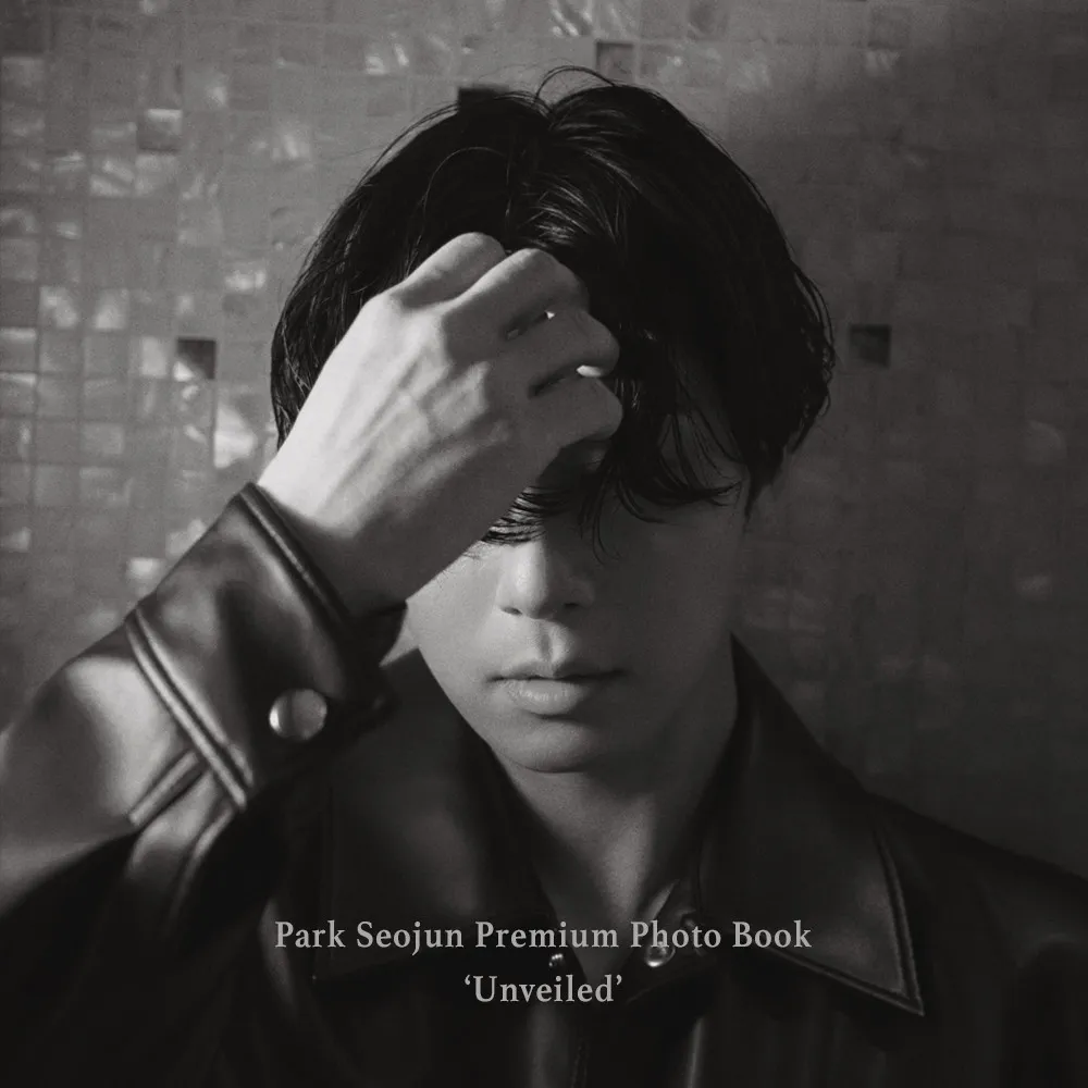 パク・ソジュン、東京で写真展を開催　写真集『Unveiled』の世界観を体感できる没入型空間やフォトゾーンなど