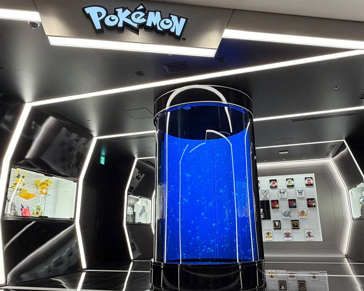 渋谷の名所、ポケセンシブヤ「ミュウツー」突然消える　ネット騒然「逆襲…？」「脱走した」