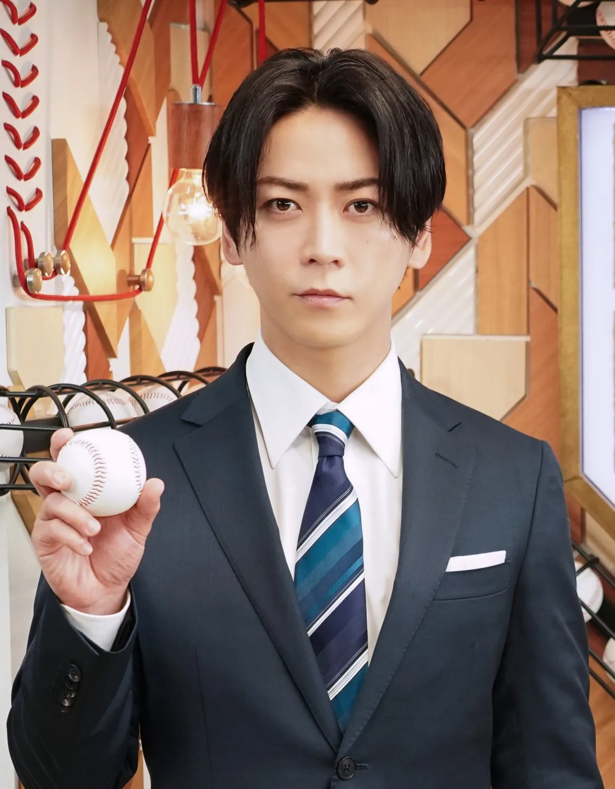 亀梨和也、『DRAMATIC BASEBALL』2日連続スペシャル企画に挑戦　巨人選手の食事を徹底取材