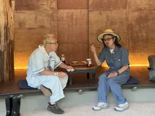 所ジョージ、奥田民生と“かがくの里”母屋に宿泊　田植え作業も初体験