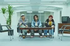 Number_i、新曲発売＆ミュージックビデオ公開　奇跡的な状況を「バグ」に例える