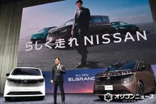 鈴木亮平、新型『エルグランド』に感動「ちょっとした革命じゃないですか」