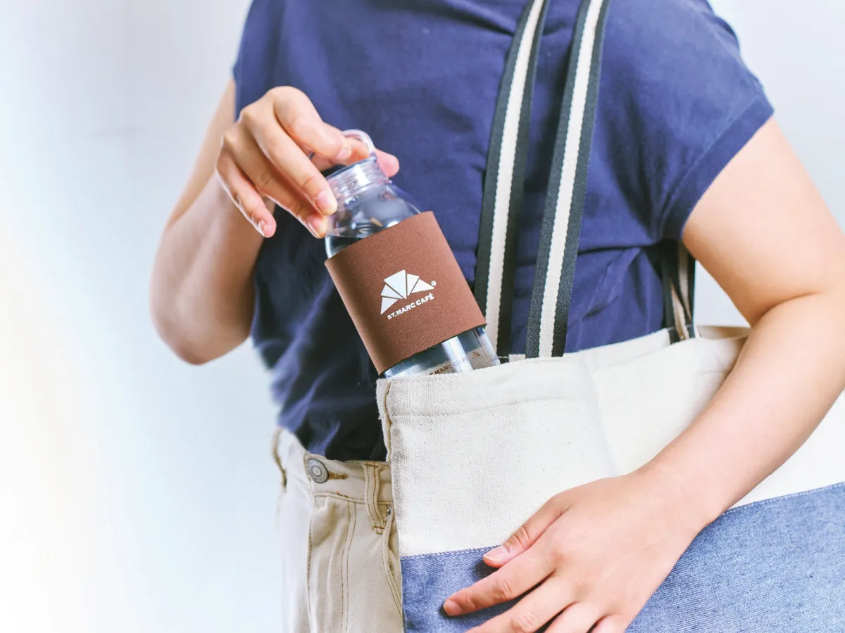 サンマルクカフェ初の“夏の福袋”登場 限定コーヒーカップポーチなどを用意　販売価格と同額相当分のスペシャルチケットも