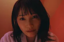 中村ゆりか“花恵”、元カレ押し倒す→“一言”にネット「あーあ」「言ったらあかんー!!」『夫に不倫をお願いされました』第2話【ネタバレあり】
