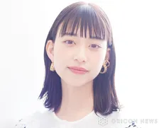 森川葵が“激変”ミニスカ網タイツ＆首輪…「可愛いすぎるでしょう」　『ガス人間』の地下アイドル姿が話題