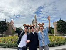 M!LK塩﨑太智、佐野勇斗＆吉田仁人を率いてディズニーランド“びしょ濡れ検証”ロケ