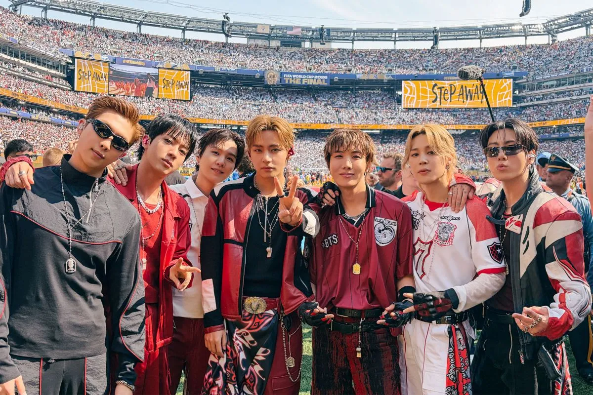 BTS、ワールドカップ決勝戦ハーフタイムショー登場「夢を見ているような気分」　「Dynamite」を披露