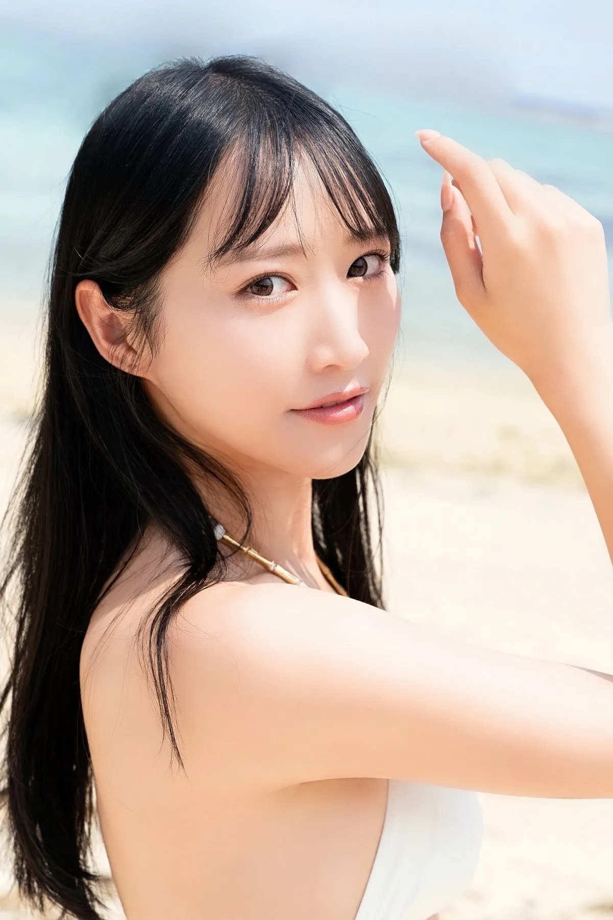 『ラブパワーキングダム2』で注目のレースアンバサダー・川瀬もえ、抜群のスタイルを披露