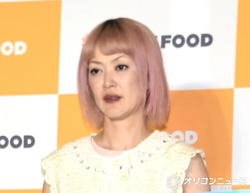松嶋尚美、母の死去を報告「家族みんなで看取れました」「もっとたくさんの時間を一緒に過ごしたかった」