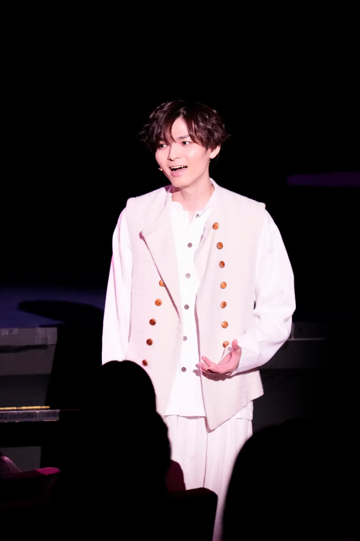 薮宏太、主演ミュージカルで華やかなコート遣い披露　来場者参加型イベントの上演決定