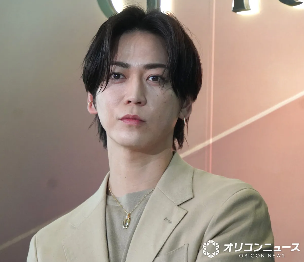 亀梨和也、田中みな実との結婚発表後初の公の場 報道陣からの祝福に丁寧なお辞儀