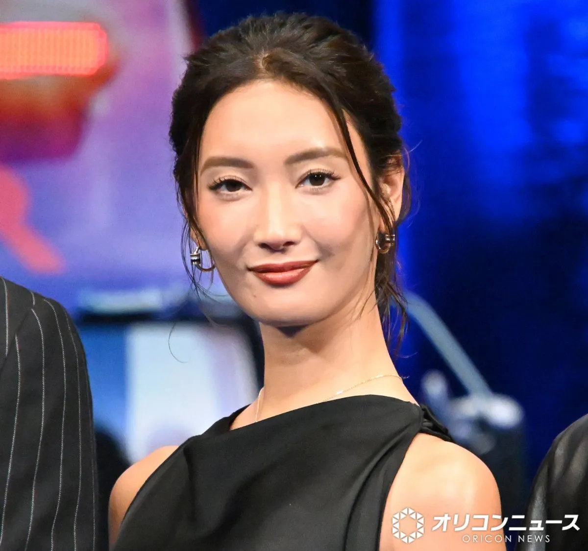 菜々緒、ピタピタドレスで登場　5年目の『TOKYO MER』に感慨「愛してくださった皆様のおかげ」