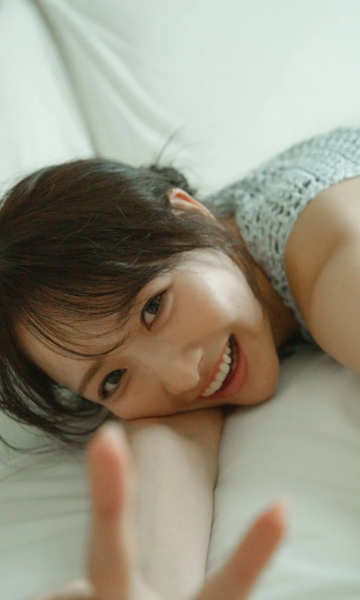 元STU48石田千穂、ランジェリー＆ビキニ姿で魅せる　卒業記念写真集アザーカット集