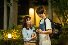 宇垣美里、青年（簡秀吉）と偶然出会い…　『おちたらおわり』第4話あらすじ