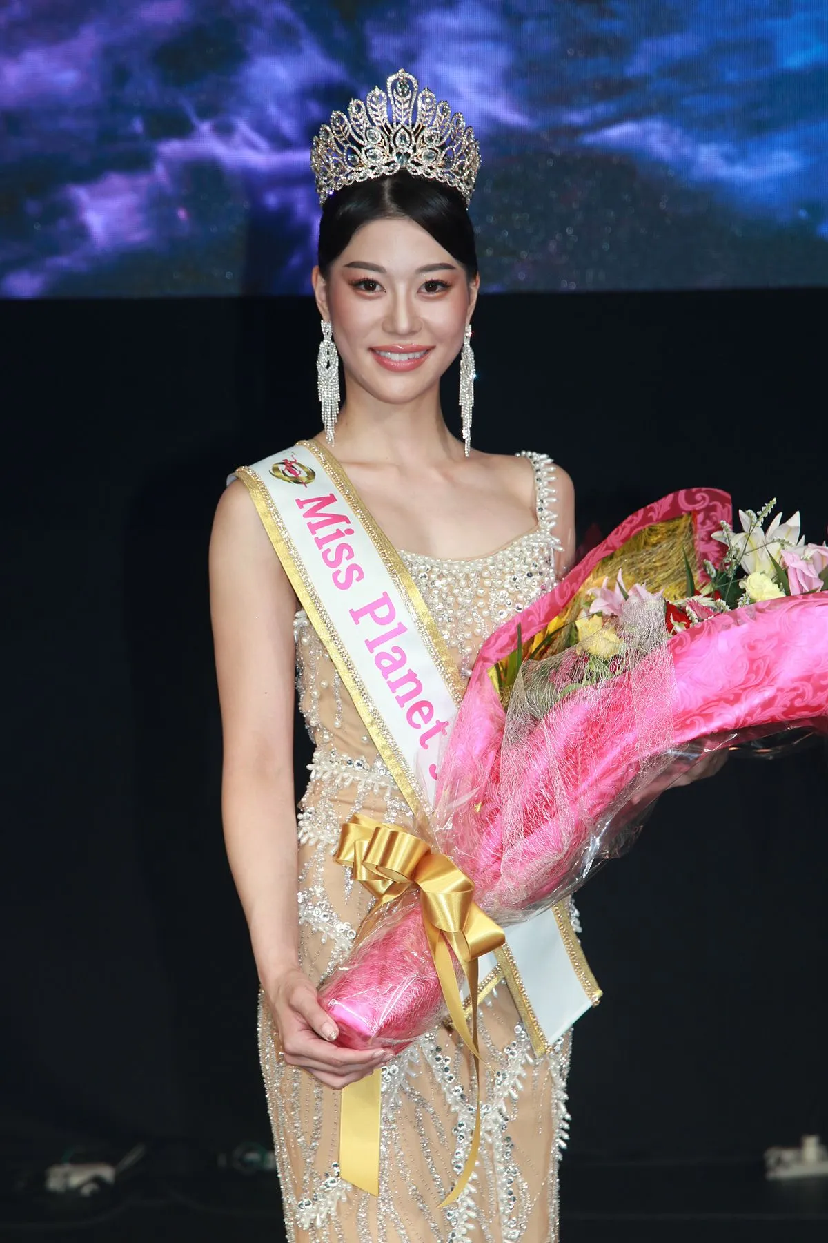 身長170cmの鍛えられたボディのパフォーマー、北海道代表25歳・藤崎ほのさんがグランプリ受賞　『ミス・プラネット・ジャパン2026 日本大会』開催