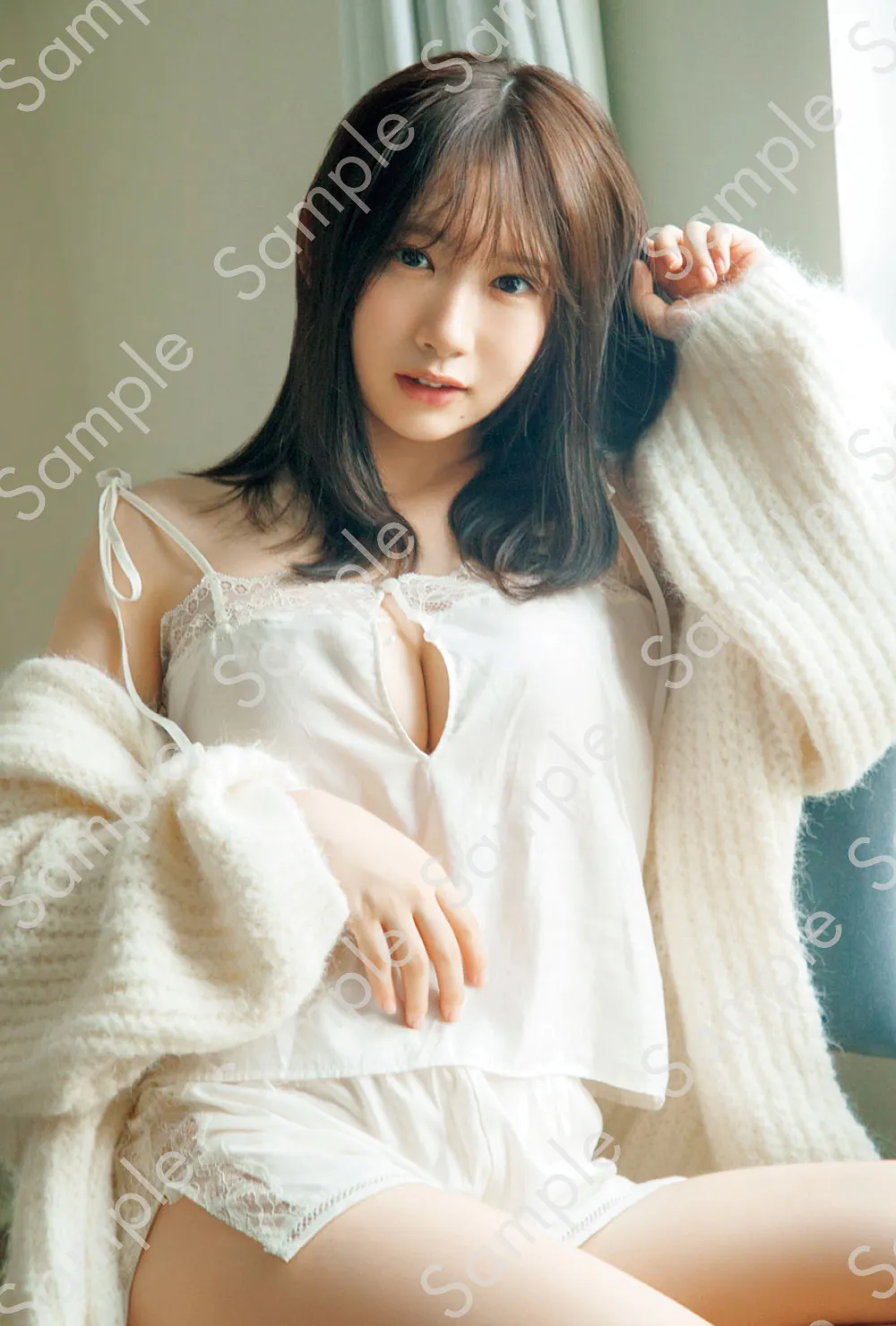 日向坂46藤嶌果歩、ふわふわニット姿　1st写真集『果実の歩幅』ポストカード第1弾解禁