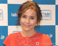 杉本彩、「超簡単」ハーブ香る鶏肉レシピを紹介「シンプルだけどめちゃ美味しそう」「センスが光る一品ですね」　18年ぶりにレシピ本を発売