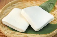 はんぺんにハムとチーズを挟んで焼くと…？紀文の簡単レシピに「美味しいに決まってる」「子どものお弁当に入れたい」