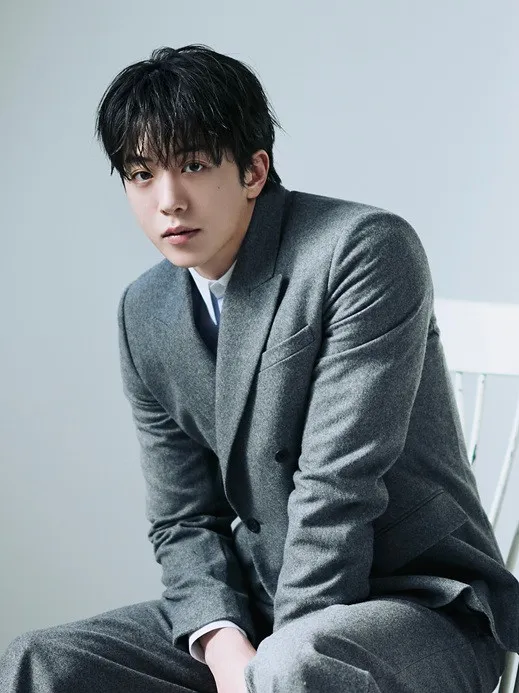 ナム・ジュヒョク主演『コード（原題）』、ディズニープラスで配信決定　願いを叶える“謎のスマホアプリ”を巡るアクション・サスペンス