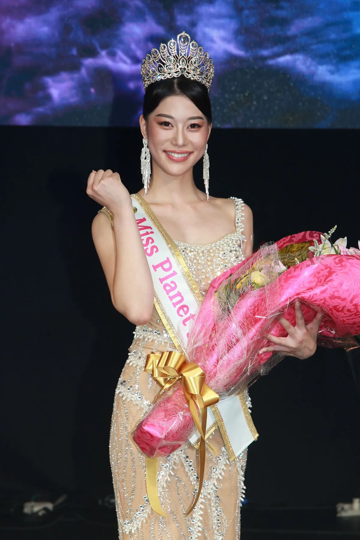 身長170cm、北海道出身の美ボディパフォーマー・藤崎ほのさん、ミス・プラネット・ジャパン2026グランプリに輝く「挑戦し続ける強いパワーは負けません」