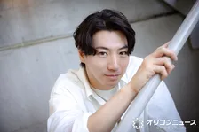 矢崎広、“憧れ”の田中圭と2人芝居「全力で圭さんとぶつかれるっていうところは、後輩としてすごく楽しみ」