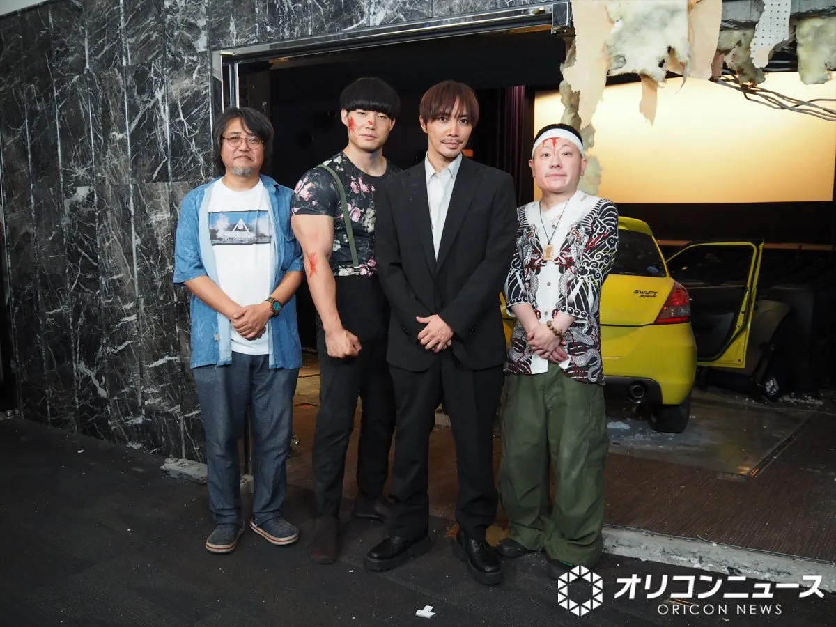 閉館した丸の内TOEIが映画の一部に　『藁にもすがる獣たち』で銀座ロケ敢行　客席に車が突入