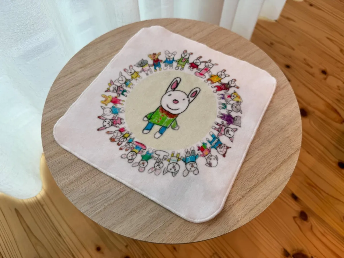 「えんぴつも握れなかった息子が…」自閉症の男の子が絵画コンクールで初受賞、努力の軌跡に15万いいね