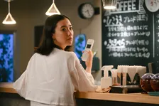 『Tシャツが乾くまで』“深まる謎”にネットざわつく「嫌な予感」「服装が変わってる」