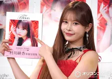 CANDY TUNE村川緋杏、12年のアイドル人生で初のソロ写真集　「100点満点中1億点です！」