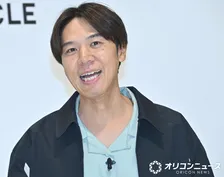 43歳でミシンにハマったロッチ・コカドケンタロウ、手作りの“オープンカラーシャツ”を披露「色味が最高」「ピンクの水玉模様がやさしい感じでおしゃれ」