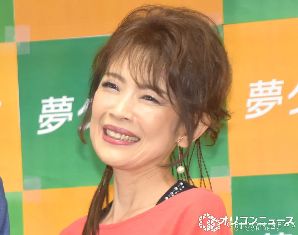 夢グループ・保科有里、街中で盗撮風に…“無防備”ショットが話題「週刊誌にのりそう」