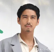 賀来賢人、熊本地震被災者へメッセージ「平穏な日々を取り戻せますように…」　出演する劇場版『TOKYO MER』公開延期伝える【令和8年熊本地震】