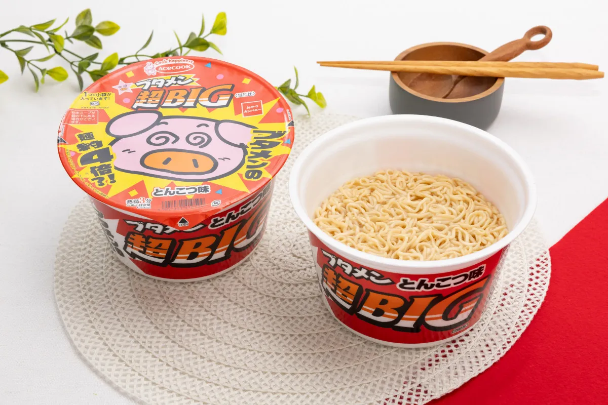 通常サイズから麺4倍…ブタメン超BIGが登場　セブン‐イレブン限定で発売へ