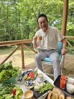高橋英樹、長野の別荘で“緑いっぱい”妻手作りのブランチを公開「こういう世界があるのですね」「絢爛豪華な高原メニュー」