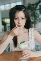 “まるでAI…”令和の爆美女モデル・中野恵那、写真集で水着やランジェリーカットに挑戦「いつもとは違う一面に注目して」